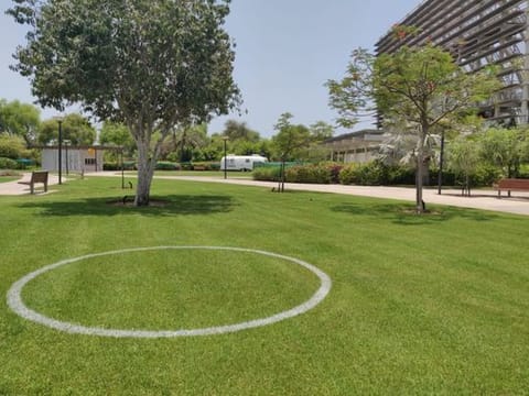 Parks like Umm Al Emarat in Abu Dhabi give city dwellers a place to unplug from the city and connect with nature