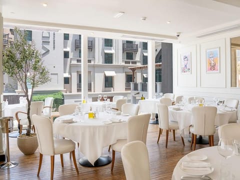 It's time to head overseas, and that's exactly what the bistro is intending to do.
