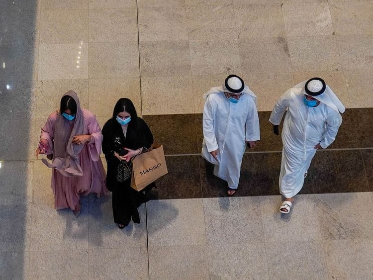Stock Dubai mall shopping