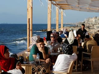 Palestine: Cafes in blockaded Gaza let people time travel to Dubai, Maldives and many other dream cities