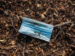 Photos: Discarded COVID-19 face masks litter California beach