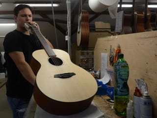 Photos: Czech guitar maker born of necessity woos stars