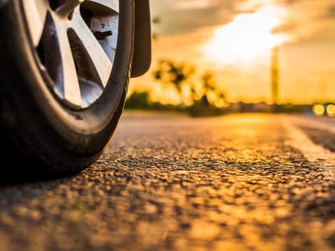 Tips to keep your parked car cool and to deal with a hot one