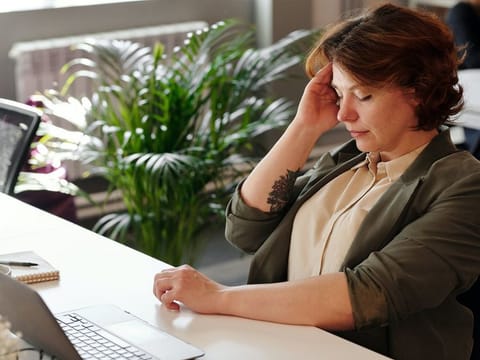Residents of the UAE can now get their sick leave applications and medical reports, requiring attestation by the Ministry of Health and Prevention (MoHaP), online through the Emirates Health Services app #Godigital or #eHealth_Services_2022.