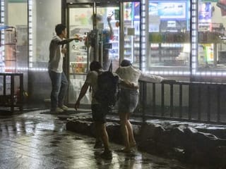 Photos: Typhoon Maysak lashes South Korea