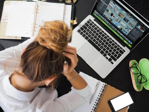  Getting fired is normally one of the biggest crises of a worker’s career.