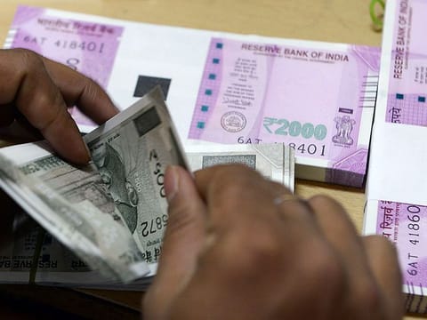 Indian government is doing itself and the economy no favours by delaying new appointments to the central bank's Monetary Policy Committee.