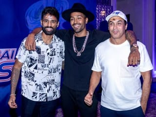 IPL in UAE: Suryakumar Yadav and Robin Singh of Mumbai Indians celebrate birthday in Abu Dhabi