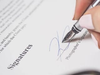 How to notarise a document in the UAE