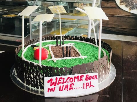 The IPL cake comes in vanilla, chocolate or strawberry flavours.