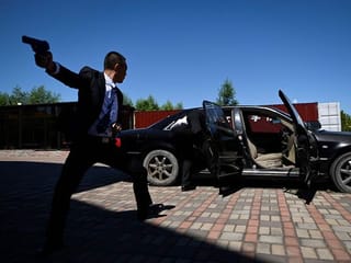 China's rich seek bodyguards schooled in digital dark arts