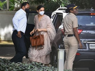 Sushant Singh Rajput probe: Sara Ali Khan, Deepika Padukone, Shraddha Kapoor arrive at NCB for questioning