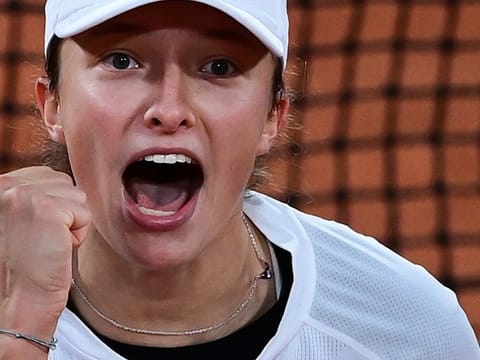 Iga Swiatek defeated Simona Halep at the French Open