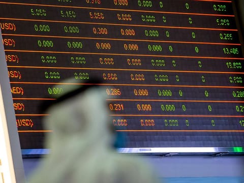 UAE stocks are holding the line on Wednesday while their Asian peers are seeing some serious sell-offs. 