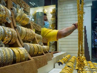 Dubai gold prices hold near record highs after sharp rally