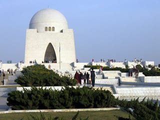 Pakistan: Sharif’s son-in-law Safdar arrested for violating sanctity of Quaid’s mausoleum