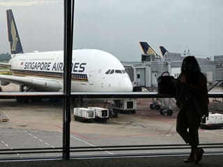 Singapore Airlines extends Dubai flight cancellations 