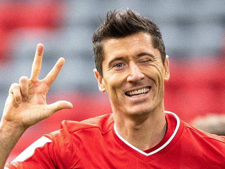 Robert Lewandoski hit a hat0trick for Bayern