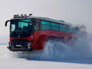 Giant metallic 'steed' traverses Iceland's threatened glacier