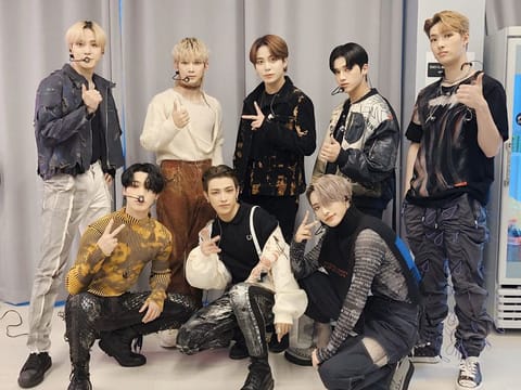 Ateez.