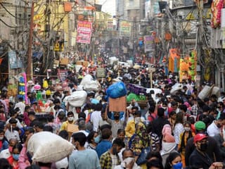 Photos: Delhi's clogged Sadar Bazaar a recipe for COVID disaster