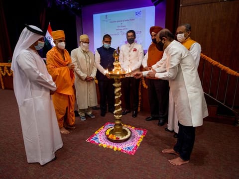 From left: Dr Omar Al Muthanna, CEO of CDA, Swami Brahmavihari Das, the head of the BAPS Hindu Mandir in Abu Dhabi, Mohammed Khomusi representing the Bohra community, Rev. Father Siju C. Philip, vicar of Mar Thoma Parish, Consul General of India in Dubai Dr Aman Puri,  Surender Singh Kandhari, chairman of Guru Nanak Darbar Gurudwara and Chandu Siroya representing the Jain community at the traditional lamp lighting ceremony during Diwali celebrations at the Indian Consulate in Dubai.