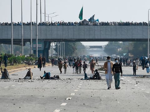 The rally attracted nearly 4,000 protestors who demanded to be allowed at the French embassy in Islamabad.