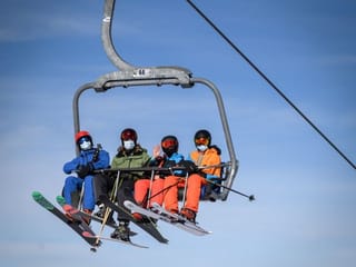 Photos: Swiss urged to 'hit the slopes' to save ski season