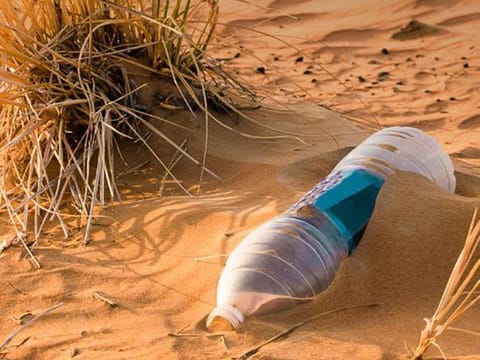 A Kuwaiti public awareness campaign is urging people to keep the country clean.