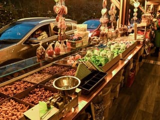 German Christmas markets find ways around COVID-19