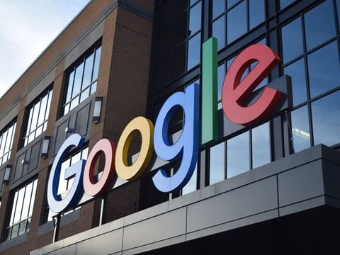  Google has for decades dominated the search market, with a share of over 80%, but Wall Street fears that the Alphabet unit could fall behind Microsoft Corp in the fast-moving AI race. 