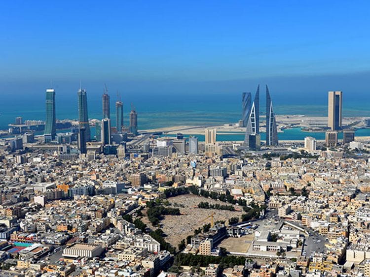  Manama skyline.