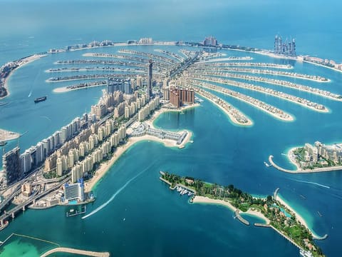 The Palm Tower, Nakheel’s 52-storey mixed-use project, has The St. Regis The Palm handling all of the hospitality component..