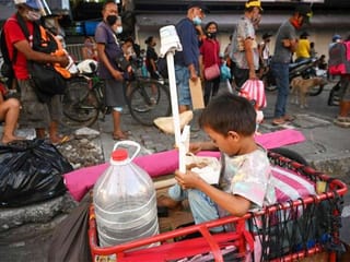 Record hunger in the Philippines as COVID-19 restrictions bite
