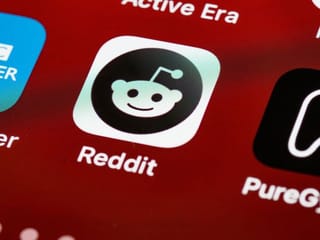 Robinhood and Reddit protected from lawsuits by user agreement, Congress