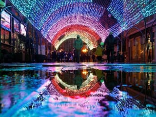 In Pictures: Holiday lights bring cheer to the night
