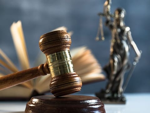 ‘It is decided in cassation No 126/2018 of Labour by Dubai Supreme Court that it is not permissible to prove the payment of end-of-service indemnity in the same way as all other rights of the worker, except in writing, through acknowledgment or on oath’.