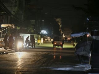 In pictures: Electricity restored in big cities of Pakistan after massive blackout