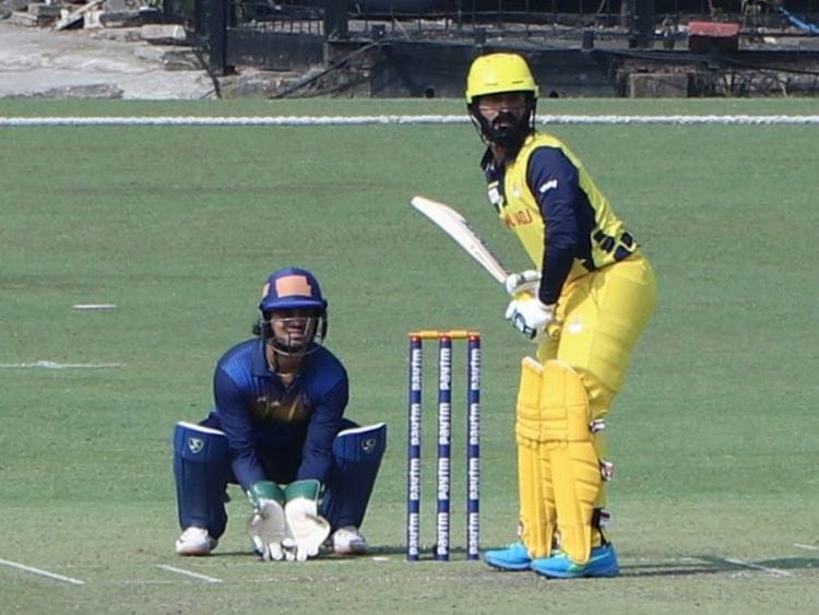 Cricket-Karthik