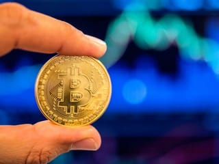 UAE: Bitcoin prices zoom past more milestones – is it now ‘unsustainable’ or ‘unattainable’?