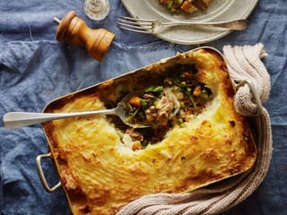 Craving comfort food? Conquer weeknights with these 6 classic recipes!