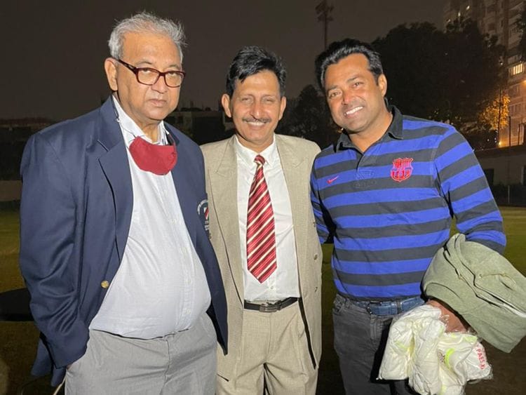 Tennis-Paes