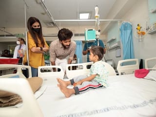 Photos: Bollywood actors Riteish Deshmukh and Genelia D’Souza spread cheer among children with cancer