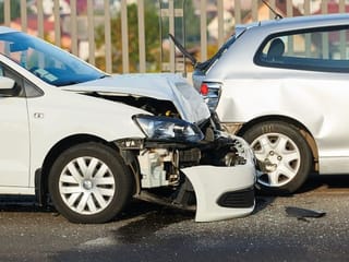 UAE: 5 rules to follow when changing lanes