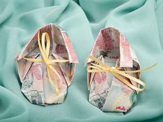 8 Ways UAE parents can make money from old kids’ clothes and toys