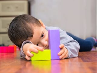 UAE: “Has too much lockdown TV made our 19-month-old son autistic?”