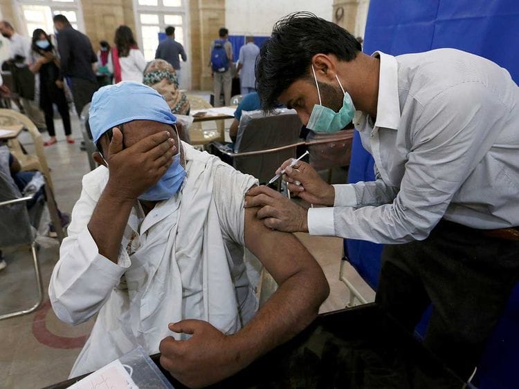 pAKISTAN vaccination sinopharm