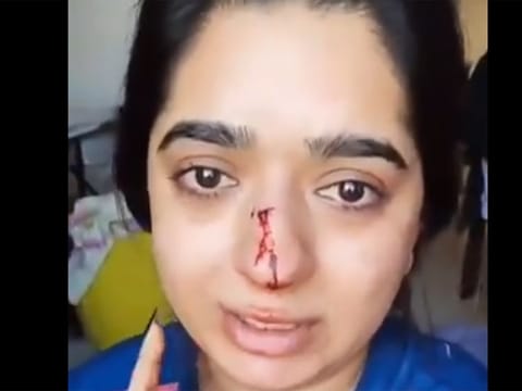 A screengrab of the video shared on twitter by Hitesha Chandranee 