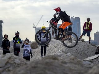 Look: Filipino expats showcase skills in freestyle cycling in Dubai