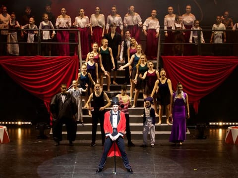 Students of DPA at a performance.